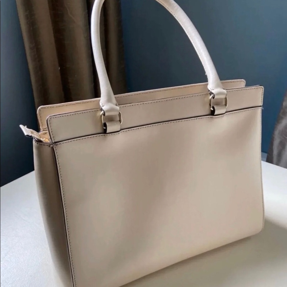 Kate Spade Purse - Picture 5 of 5